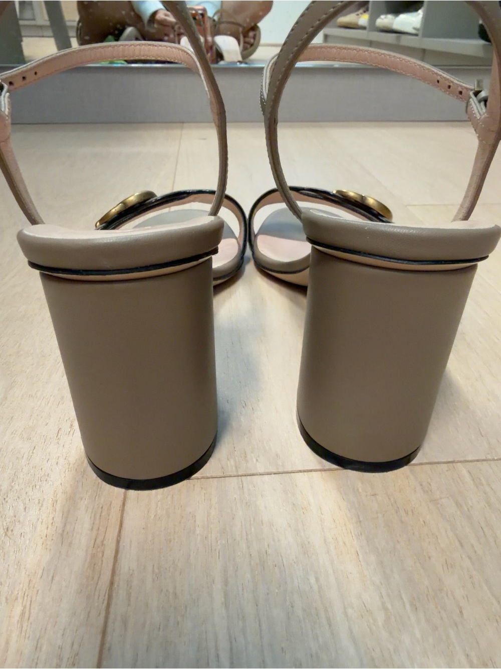 Gucci Marmont GG Leather Block Heel Ankle Strap Sandals Taupe EU 38.5 - Picture 8 of 9